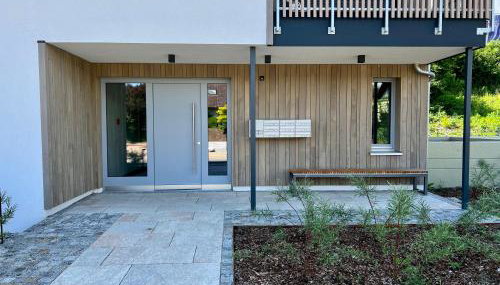 Studio Tiengen - zentraler Neubau - Barrierefrei im Erdgeschoss - Foto 4