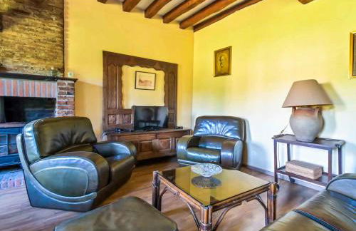 La Breteche-Le château et les dépendances - Photo 28