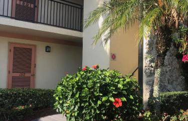 Beach bungalow at Ocean Village - Foto 11