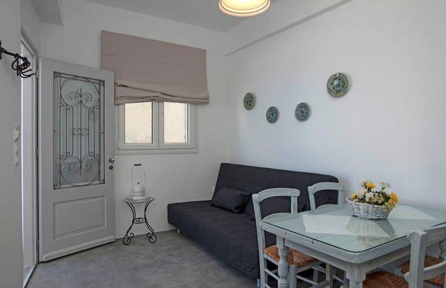 Portes View Traditional House - Photo 8