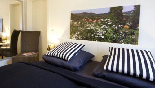 Apartment Helle und moderne Ferienwohnung mit Terrasse by Interhome - Foto 3