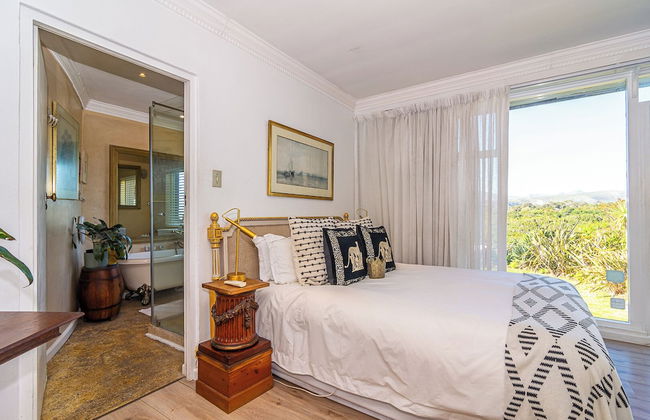 Kennedy's Beach Villa - Photo 12