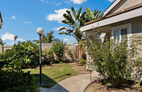 Lux Modern Pet Friendly | Pool | Hot Tub | Tennis - Photo 33