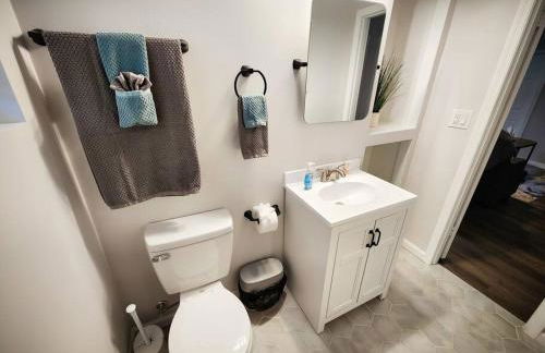 Astor River House with 2 private boat slips - Photo 16