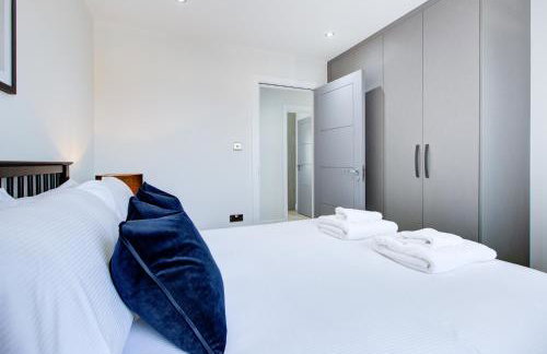 Hybrid Resi - Uxbridge, On-site car or van parking, near London Heathrow Airport - Photo 66