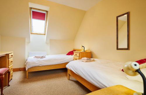 Hazel Lodge - Photo 13