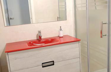 Boutique apartment near the beach, 1 Gbps Wi-Fi - Photo 11