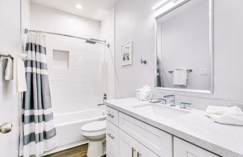 Vacationers Valhalla - Photo 22