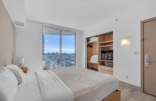Steps to the Sand Beachfront Escape- 25th Floor Views - Foto 10