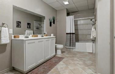 Twilight Hollow - Lakeview Retreat - Sleeps 24 - Foto 27