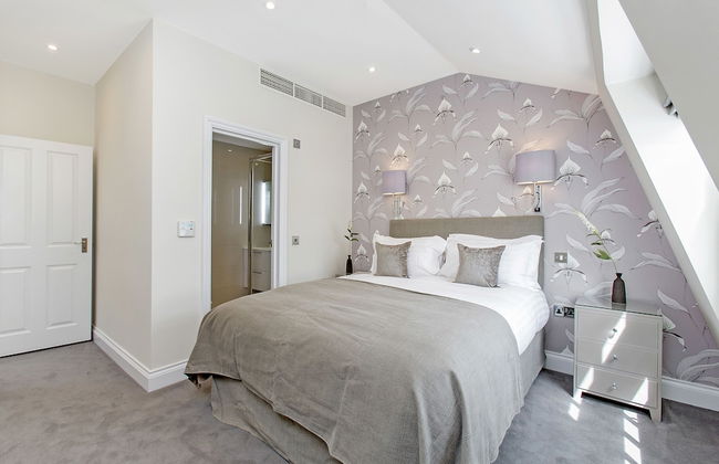 Chesham Court - Photo 7