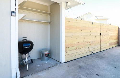 Cozy Home in the Heart of Aggieland - Photo 30