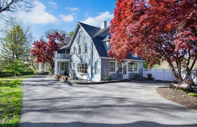 Jacuzzi - West Point - Family Friendly - Photo 23