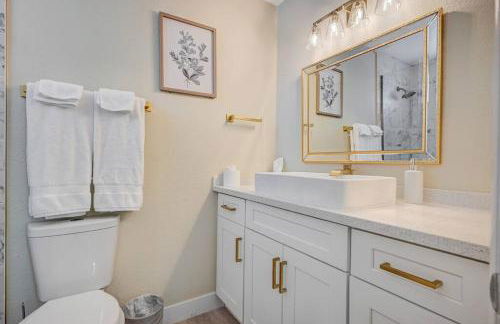 New Poolside Paradise in Vegas with BBQ and Games - Foto 31