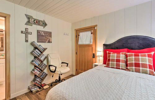 Steps to Lake Cabin with Deck in Lake Arrowhead - Photo 16