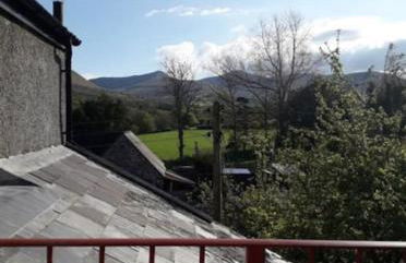 Top Floor at Cantref House - Photo 37