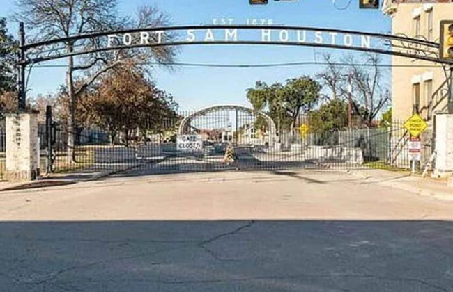 The Retro Retreat - Close to Downtown Fort Sam - Foto 15