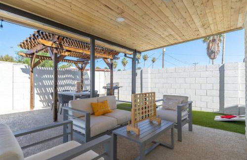 Cozy Warm Oasis-Heated Pool-Perfect location-Spring TRN - Foto 26