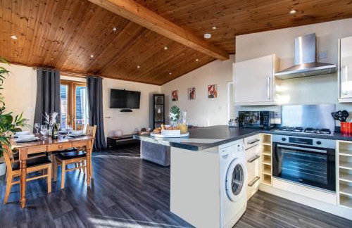 Cosy Countryside Hot Tub Retreat! Fully Central Heated with FREE Parking - Foto 11