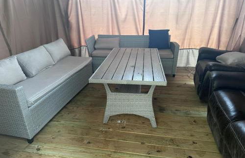 Guest House Haven with Gazebo - Foto 26