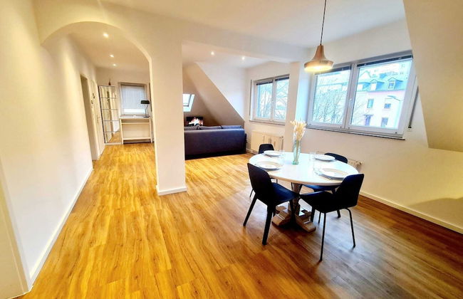 New Large 2 bedrooms with Parking - Foto 8