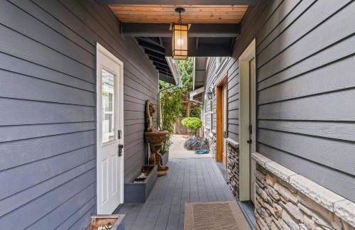 Escape to Gig Harbor’s Most Charming Hideaway - Foto 40