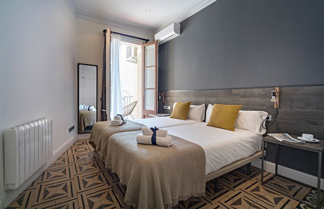 Habitat Apartments Eixample Balconies - Photo 4