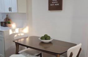 Stay at The Oak - Downtown New Braunfels Getaway - Foto 6