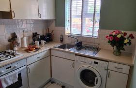 The Farrier's 3 bedroom comfy and cosy bolt hold close to Cannock town centre - Foto 15