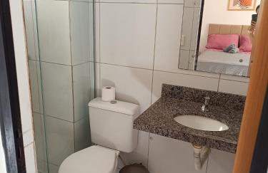 AP 102 Acolhedor situado na Zona Leste, com 3 quartos sendo 1 suíte - Foto 6