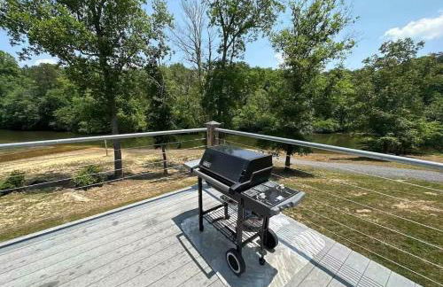 Brushy Creek Lodge - Riverfront, Hot Tub, Fire Pit - Foto 51