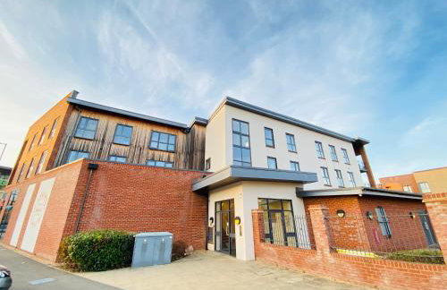 Oakgrove Apartment - 2 Bedroom with Terrance and private parking - Foto 27