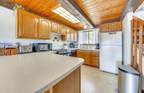 Warm Fraser Townhome with Community Amenities! - Foto 5