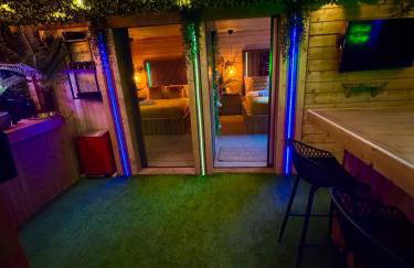 Woodland Escapes Glamping - Utopia - Foto 14