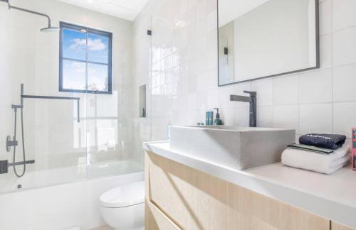 Villa Camellia - Charming 5 BR Home in the Heart of Studio City - Foto 64