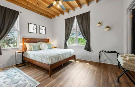 5-Star 2BR: Comfy, SuperHost Hospitality - Foto 14