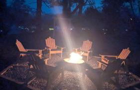 Cozy 4BR Retreat - Private backyard, Gazebo & Grill - Foto 33