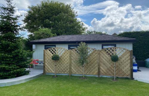 THE LODGE Touch of the Alps in West Sussex - Foto 15