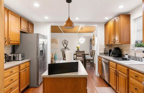 2 Homes • Hot Tubs x2 • Heated Pool • Fire Pit - Foto 3