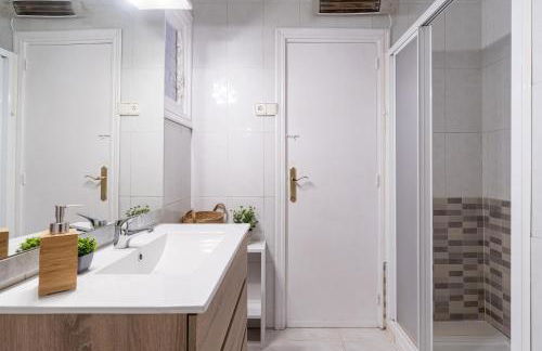 Coastal Paradise & Cozy Home with a 100m from the Beach! - Photo 34