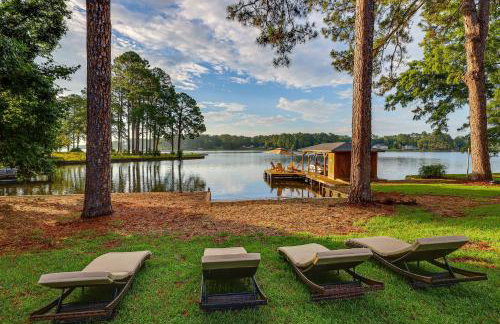 Beautiful Lake Sinclair Retreat with Dock and Deck! - Foto 39