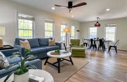 Mayberry on Bayberry Private pool Sleeps 10 - Foto 6