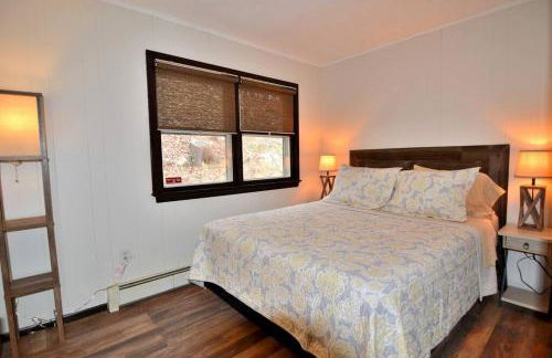 3 Acre Lake Paradise Swimming Pool & Jacuzzi HotTub! - Foto 34