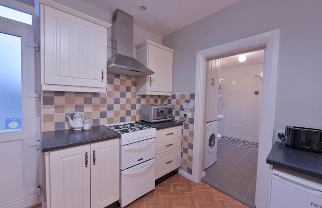 10mindrivecliffsofmoher-cozy2br-parking-wifi - Photo 6