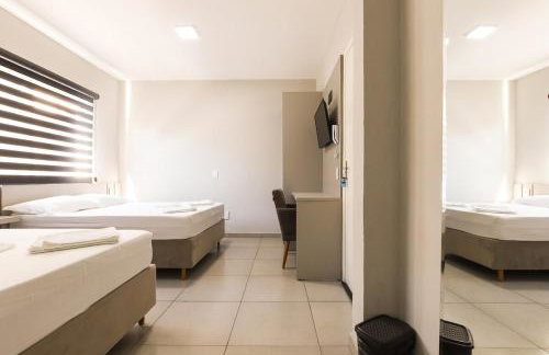 Lou Suítes - Suíte 03 com 2 camas de casal - Conforto para sua Família - Foto 29