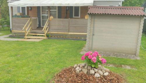 Grand Mobil Home 6 personnes climatisé avec 3 chambres et 2 salles de bains à Munster en Alsace - Foto 4, Garden, Garden view