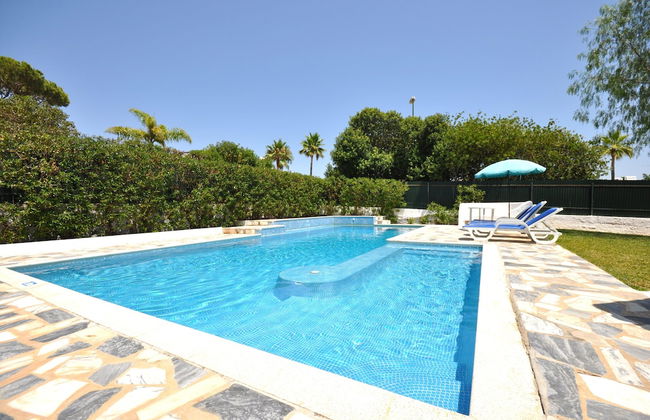 Delightful Single-storey Villa, Private Pool, Free air Conditioning and Wifi - Foto 8