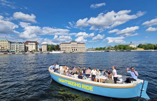 100% Electric Open Boat Sightseeing Ride - Photo 2