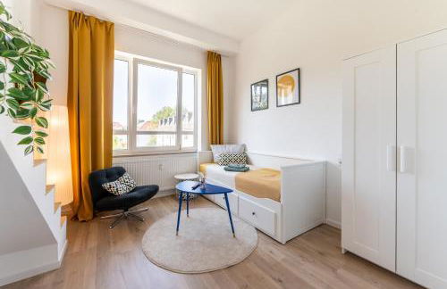 D52 - DAS BUSINESSAPARTMENT --- 2 Minuten vom Flughafen entfernt - Foto 1