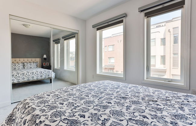 Central 3BDR Townhouse in Downsview Park - Foto 9